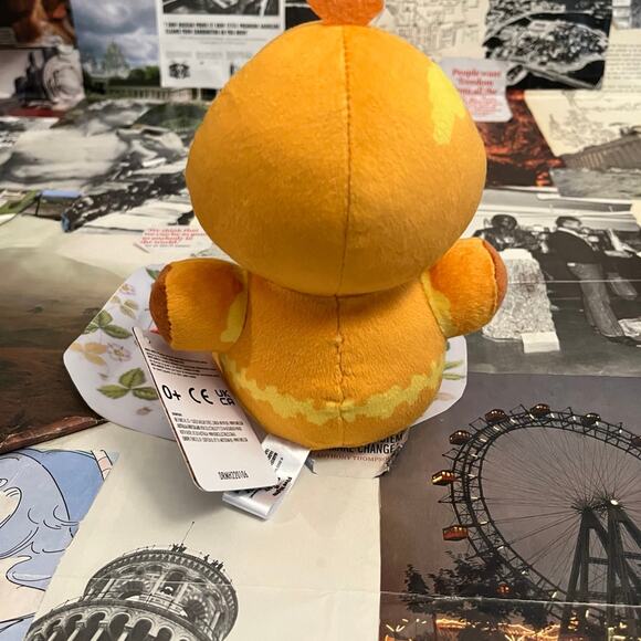 fnaf funko nightmare chica plush - Picture 4 of 5